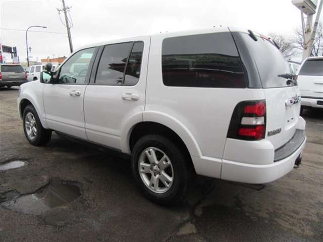 2010 Ford Explorer 4x4 XLT 4dr SUV